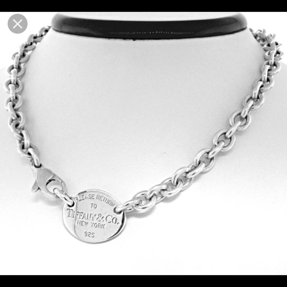 Tiffany &Co Return to Tiffany Oval Tag Choker